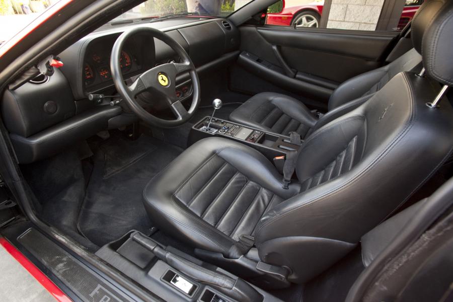  Ferrari 512 TR 1993 года  (фото 3 из 5)